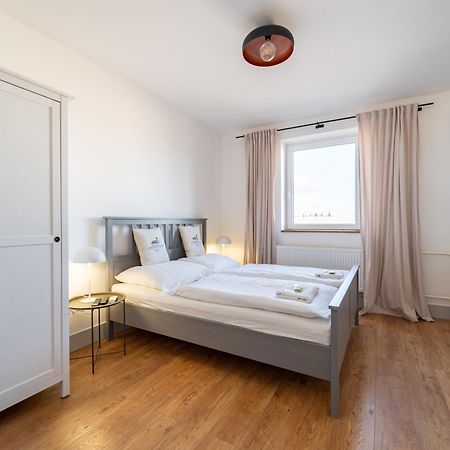 Penzionzemianskydvor Surovce Exteriör bild